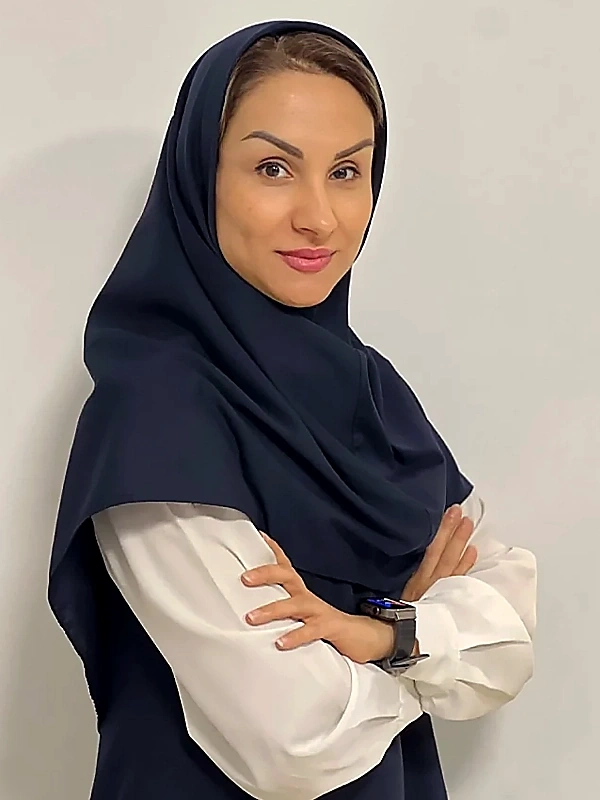 خانم نصیری